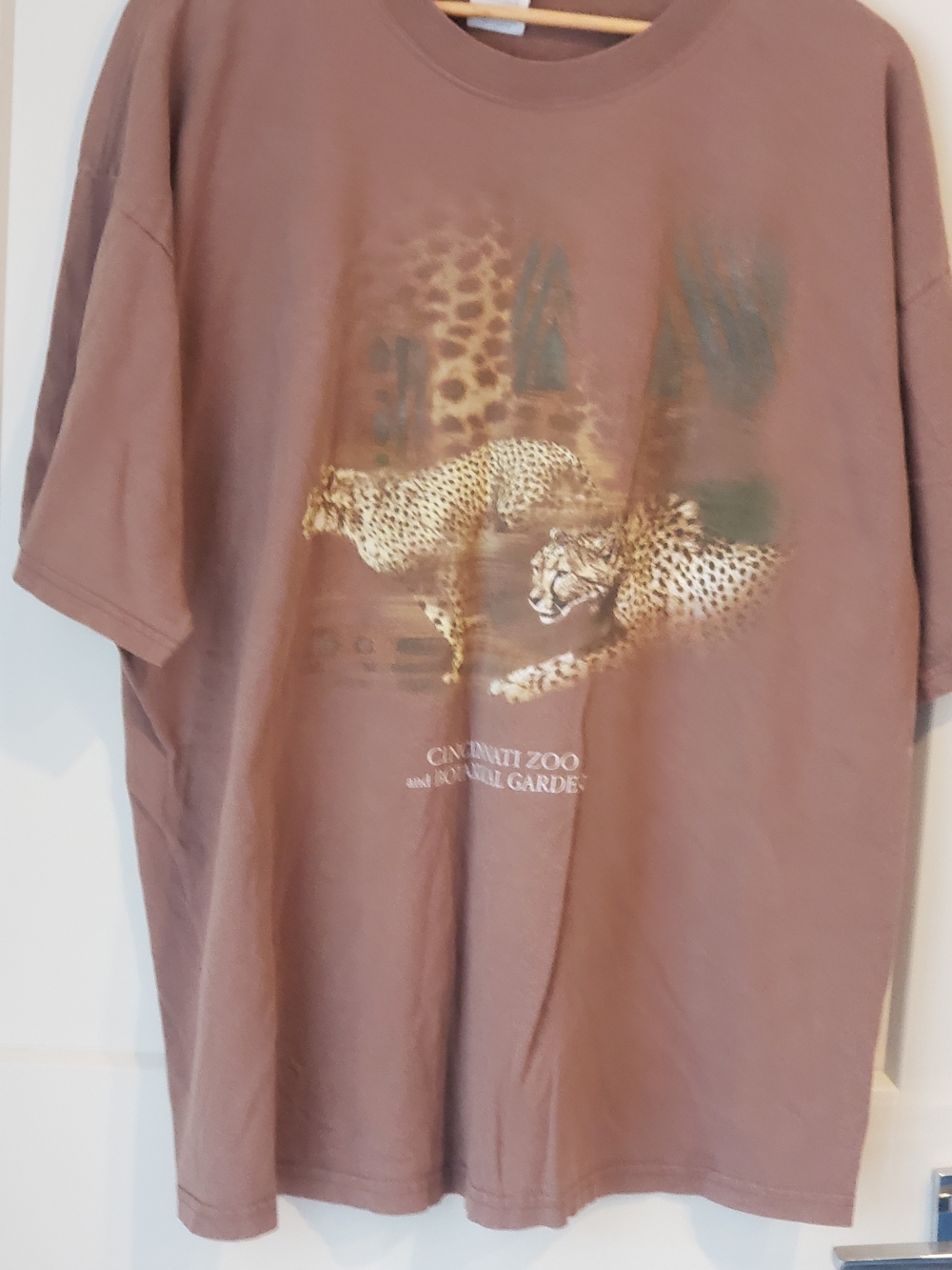 Vintage Gildan Brown Crewneck Tee with Tag Detail